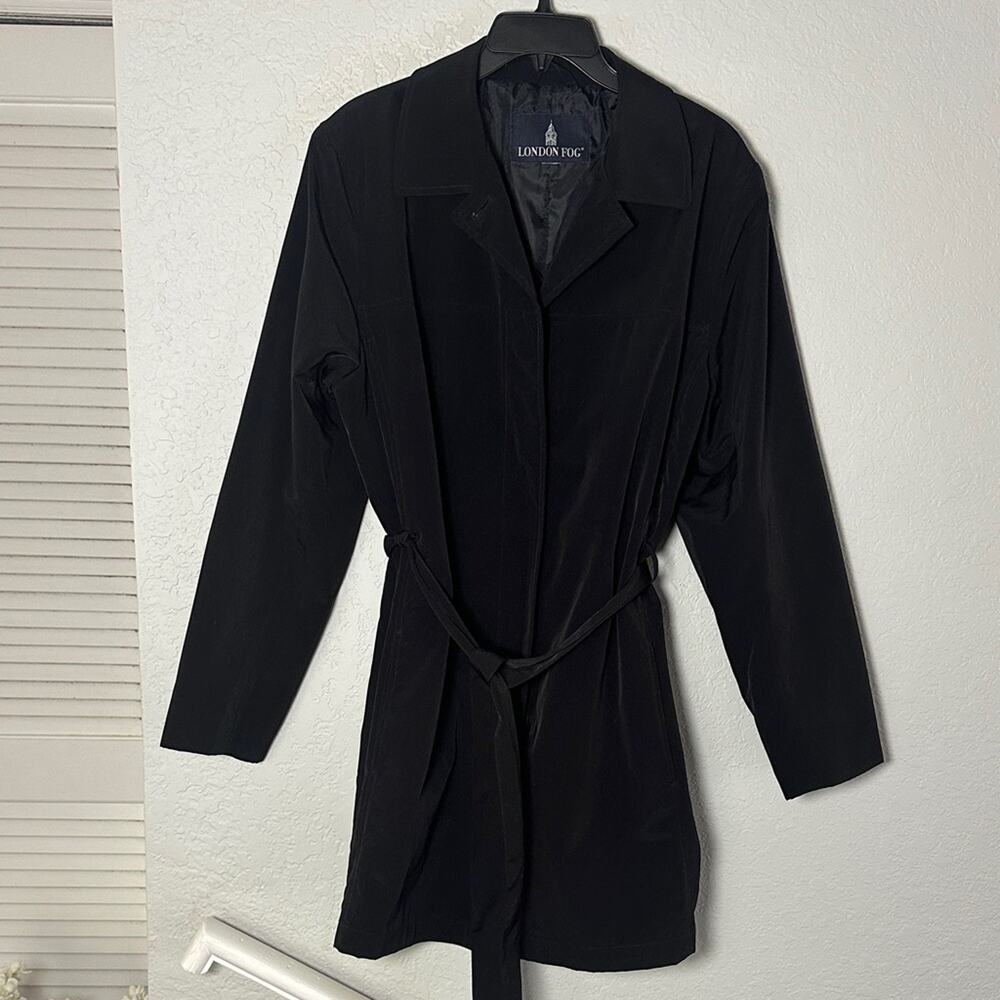 London Fog Black Trench Car Coat Collared Belted Pockets Classic Staple Size XL
